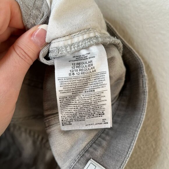 Gap Womens Gray Denim mid rise Slim Shorts rolled hem Size 31r - Picture 11 of 11